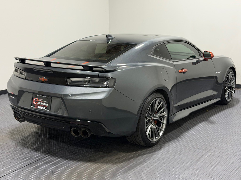 2017 Chevrolet Camaro Image 5