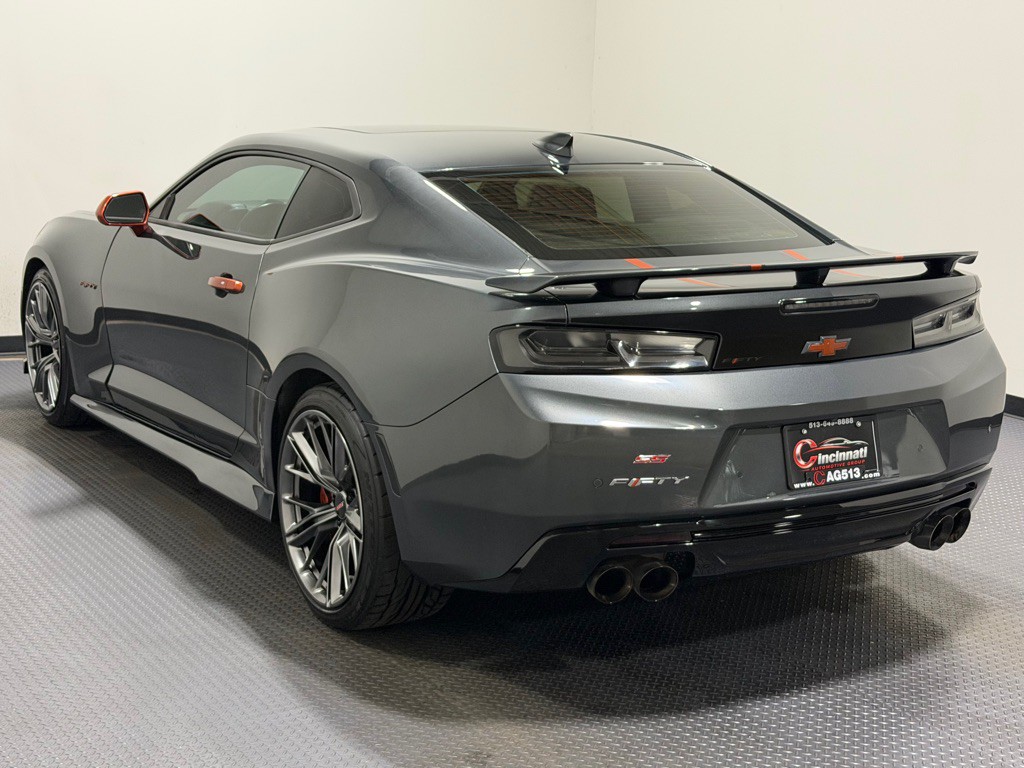 2017 Chevrolet Camaro Image 7