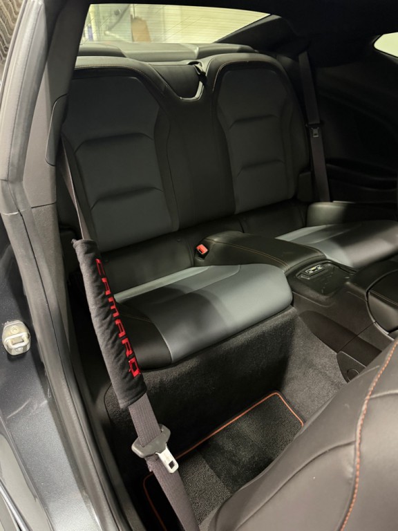 2017 Chevrolet Camaro Image 9