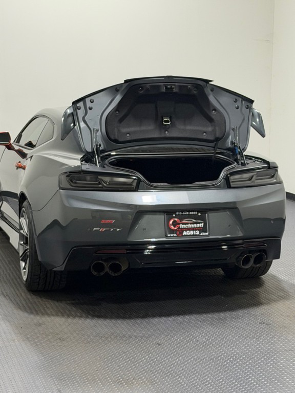 2017 Chevrolet Camaro Image 11