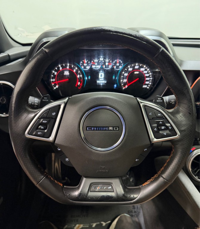 2017 Chevrolet Camaro Image 14