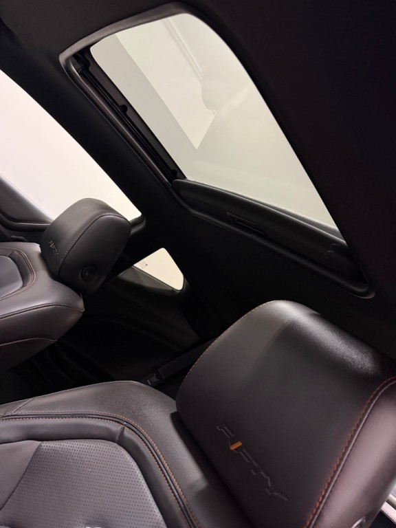 2017 Chevrolet Camaro Image 15