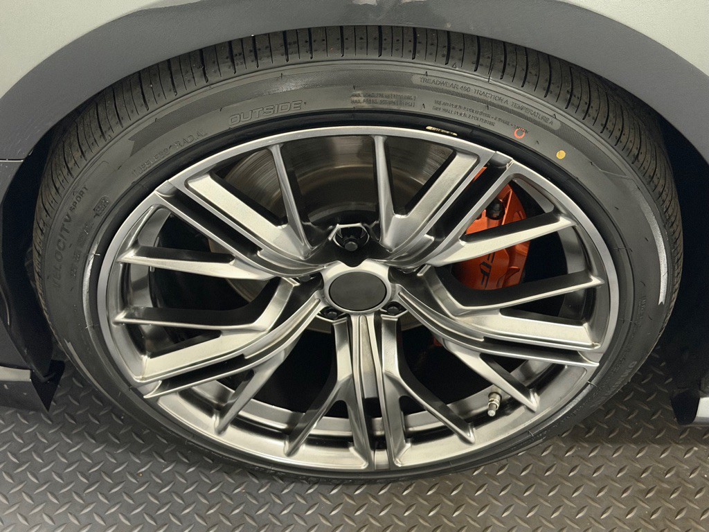 2017 Chevrolet Camaro Image 20