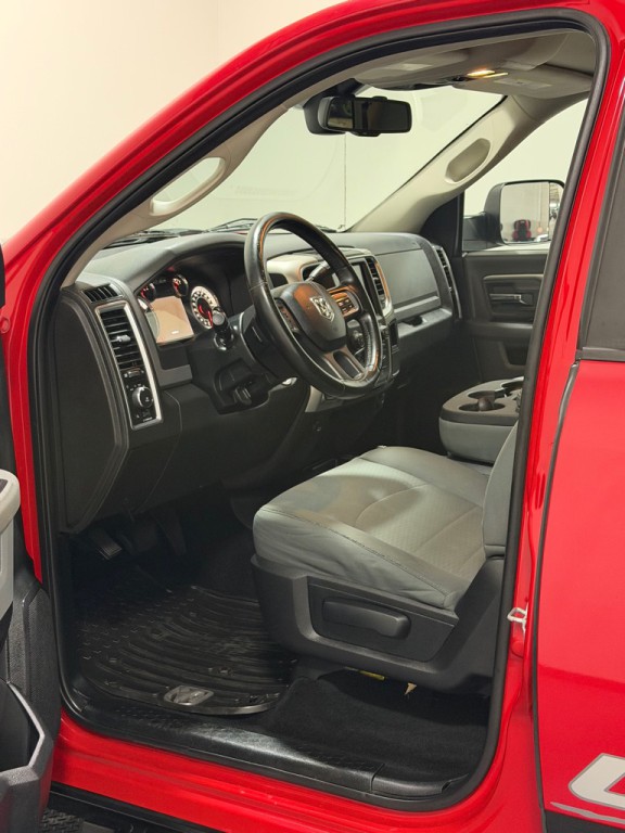 2016 RAM 2500 Image 8