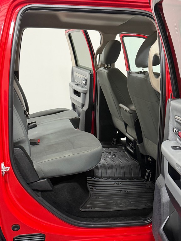 2016 RAM 2500 Image 10