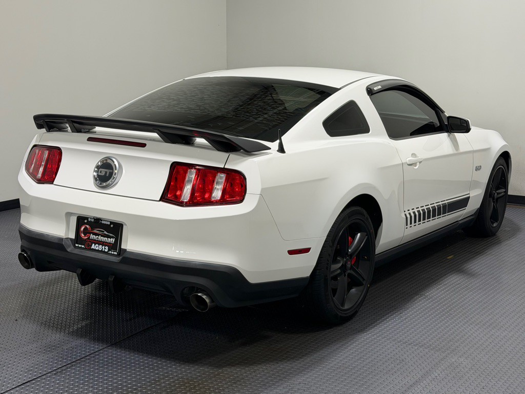 2011 Ford Mustang Image 5