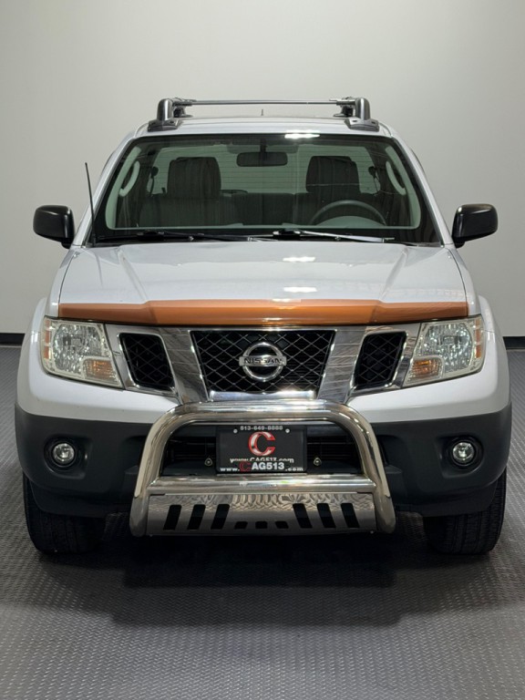 2011 Nissan Frontier Image 3