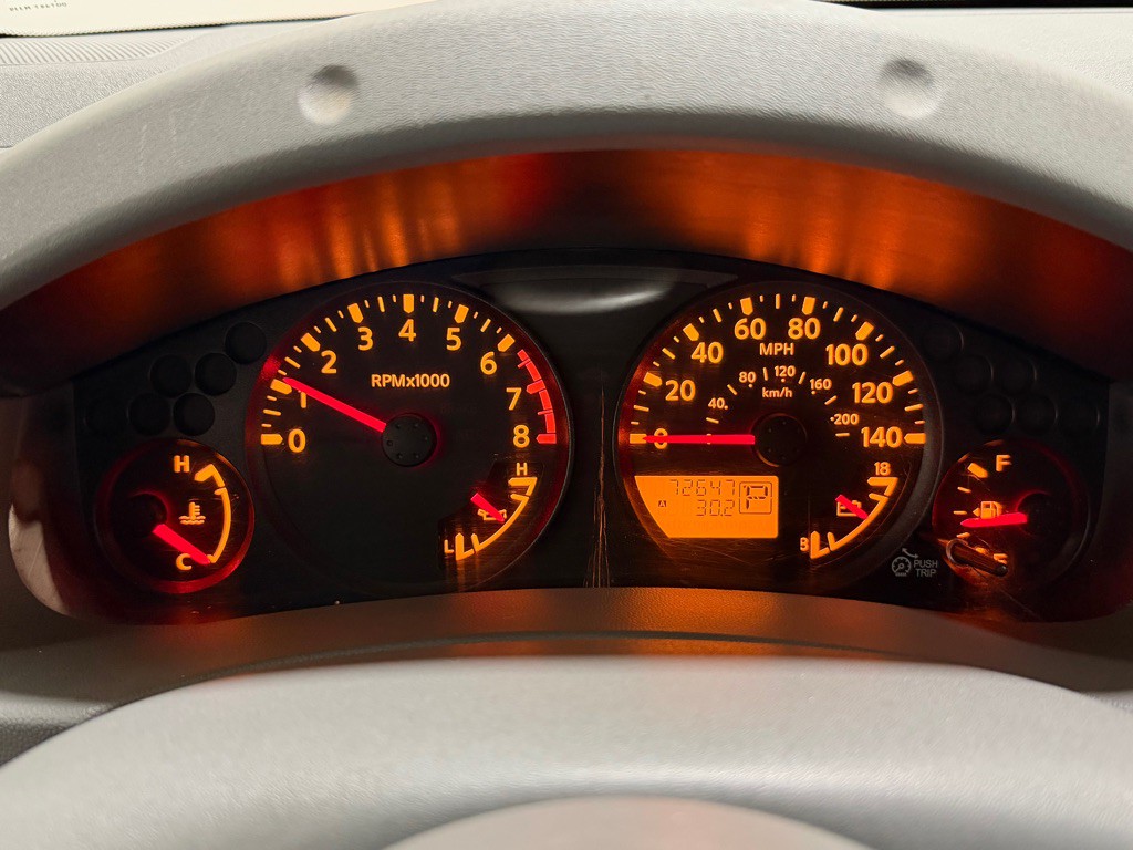 2011 Nissan Frontier Image 11