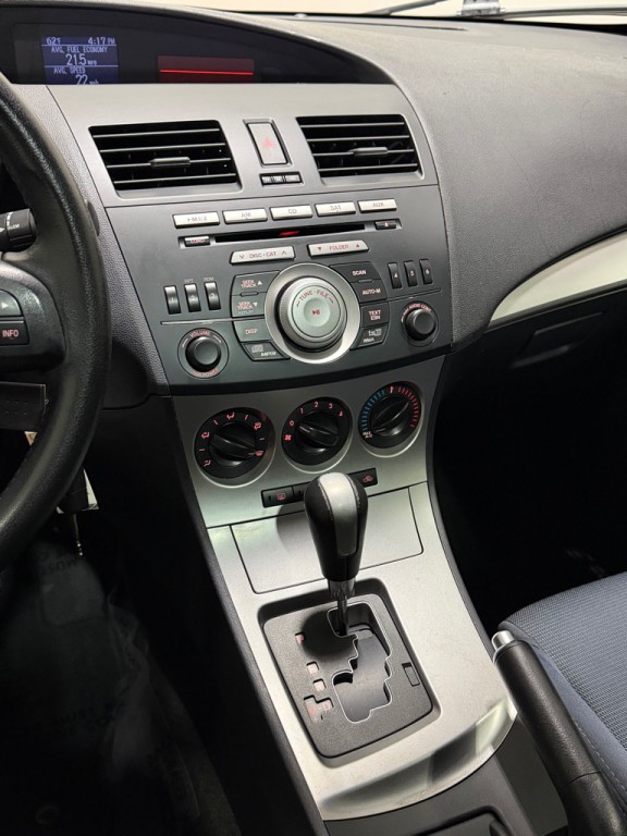 2010 Mazda Mazda3 Image 13
