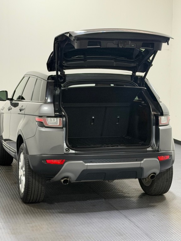 2018 Land Rover Range Rover Evoque Image 12