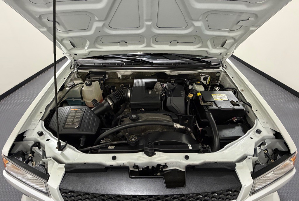 2012 Chevrolet Colorado Image 16