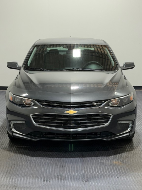 2017 Chevrolet Malibu Image 22