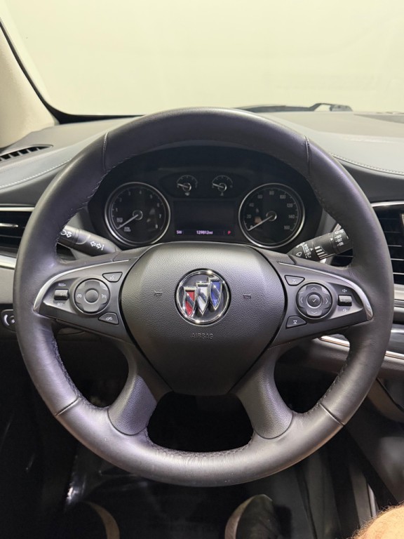 2020 Buick Enclave Image 16