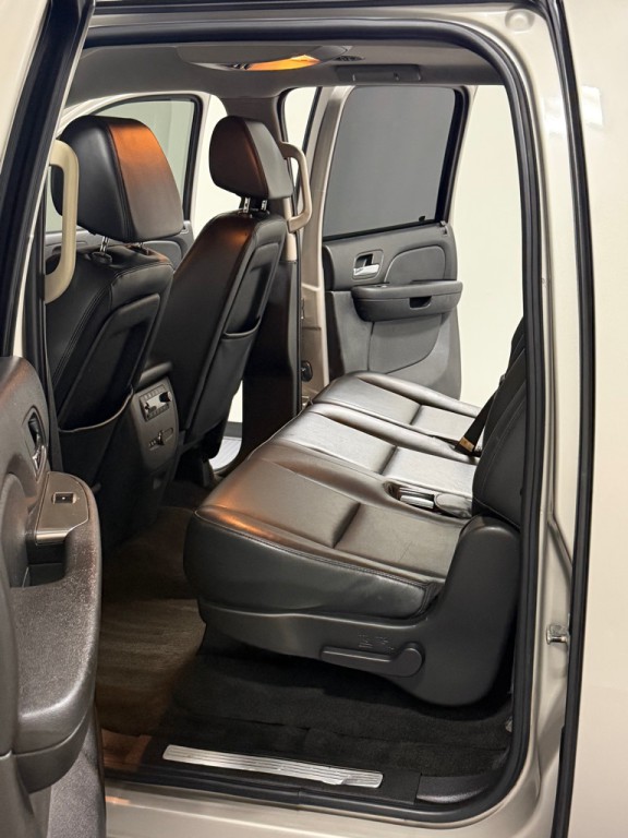 2007 Chevrolet Suburban Image 9