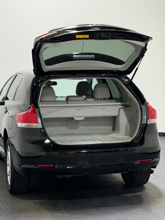 2012 Toyota Venza Image 11