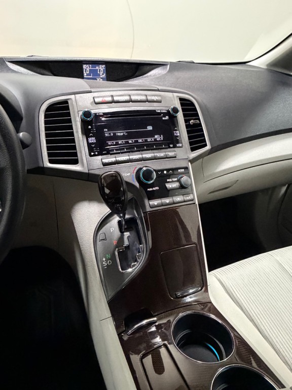 2012 Toyota Venza Image 12