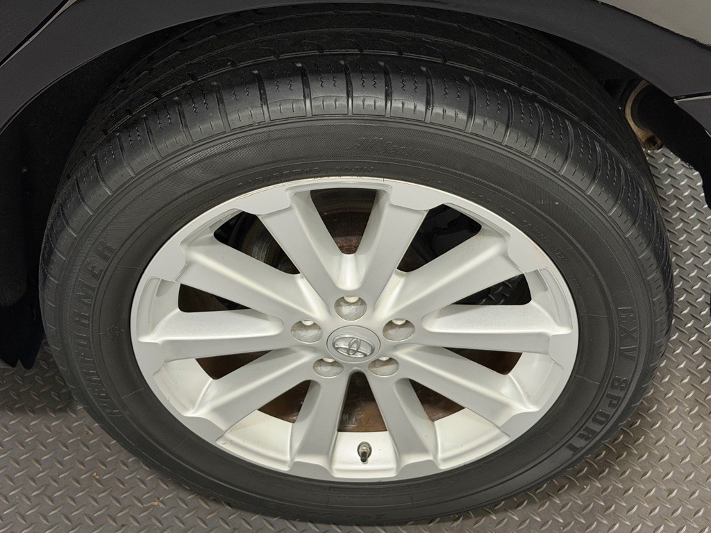 2012 Toyota Venza Image 18