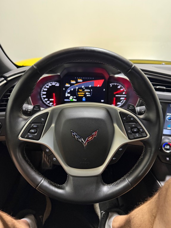 2015 Chevrolet Corvette Image 14