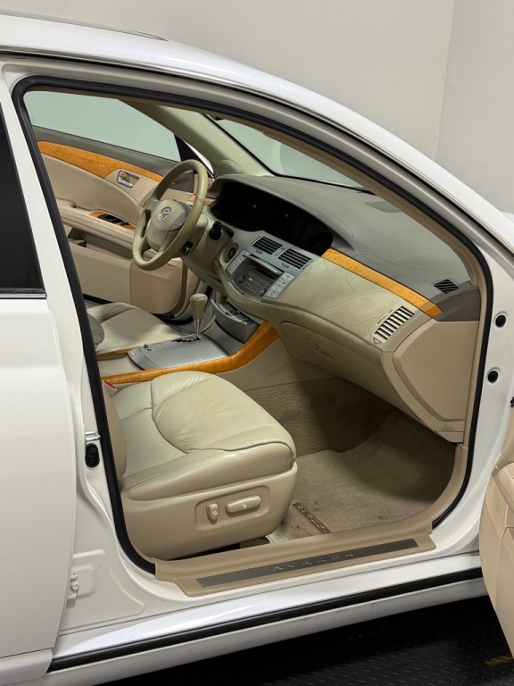 2006 Toyota Avalon Image 11