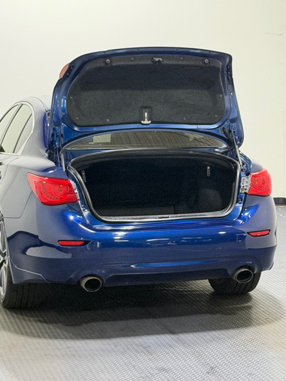 2017 INFINITI Q50 Image 12