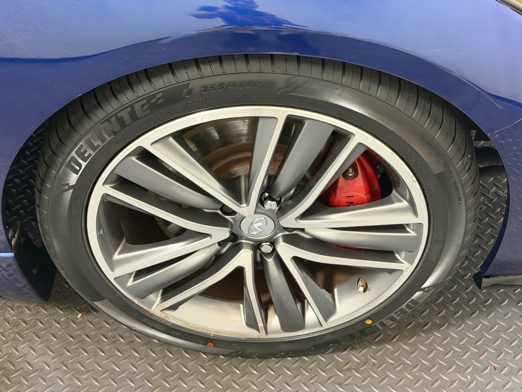 2017 INFINITI Q50 Image 17