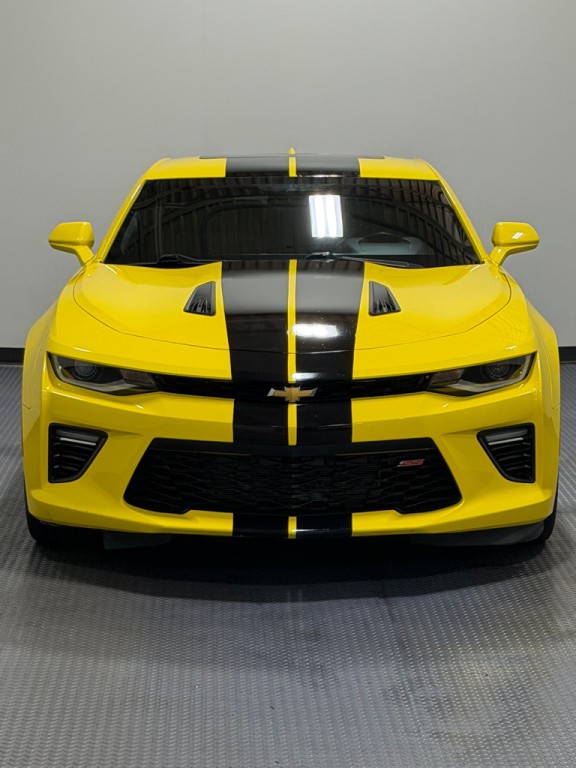 2017 Chevrolet Camaro Image 3
