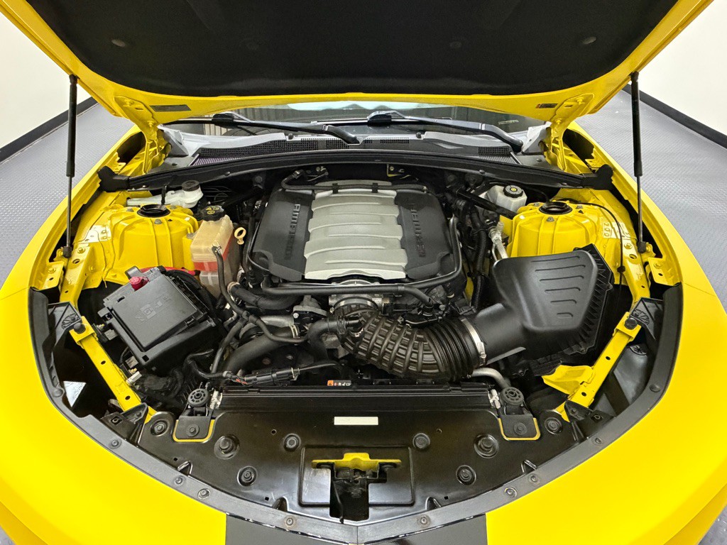 2017 Chevrolet Camaro Image 13
