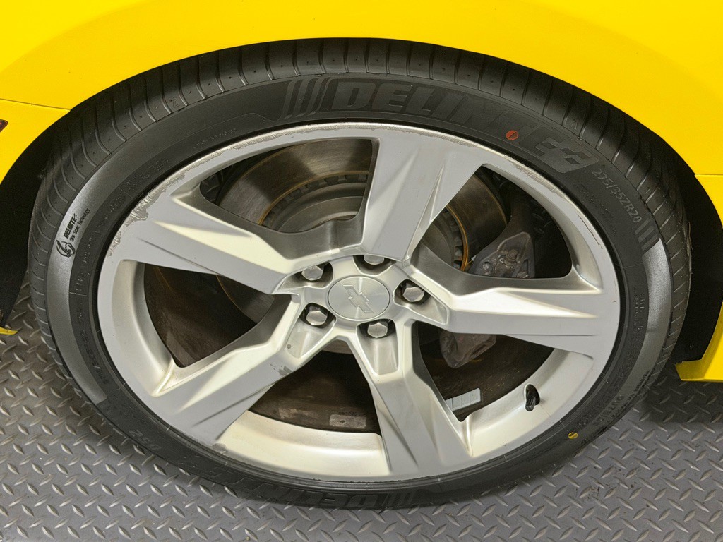 2017 Chevrolet Camaro Image 15