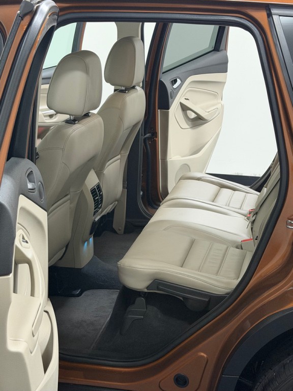 2017 Ford Escape Image 9