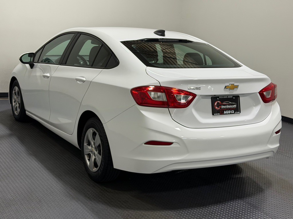 2017 Chevrolet Cruze Image 7
