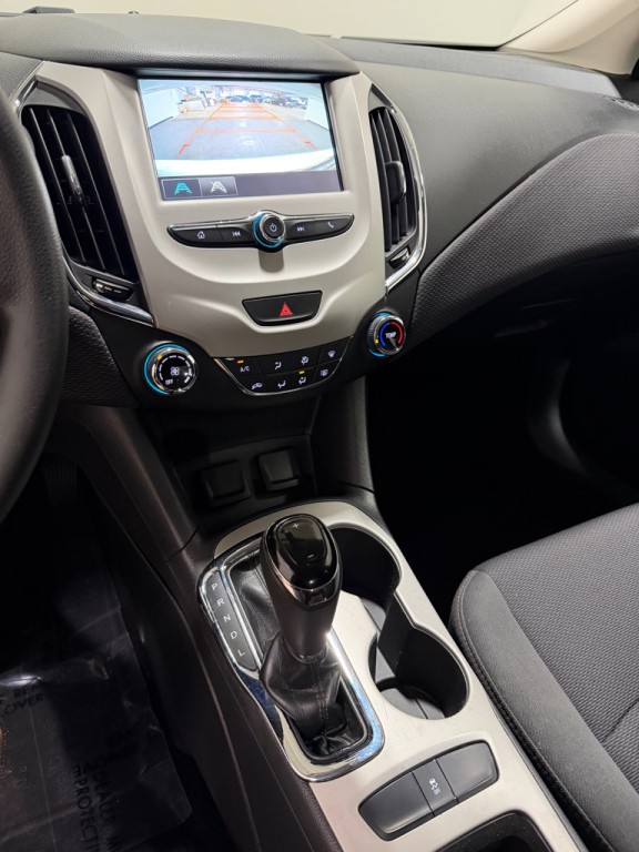 2017 Chevrolet Cruze Image 13