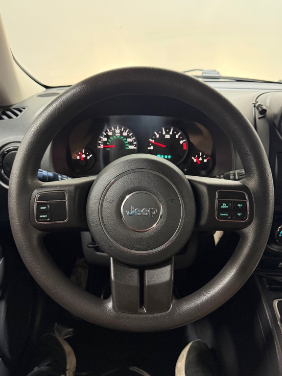 2012 Jeep Patriot Image 15