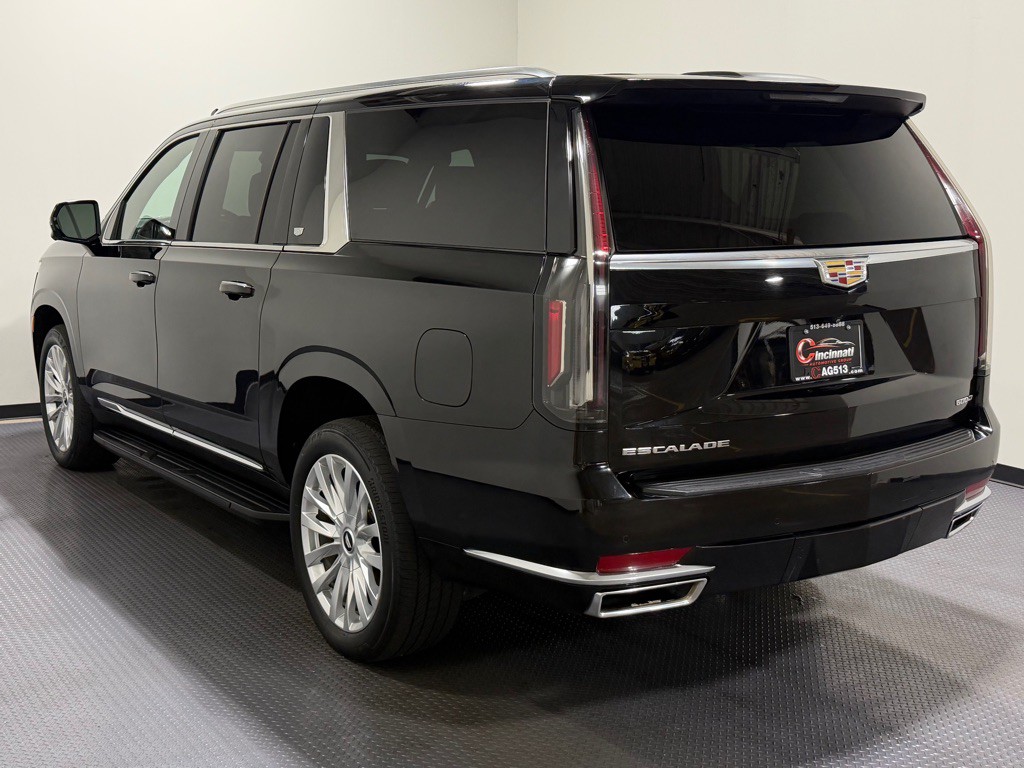 2023 Cadillac Escalade Image 7