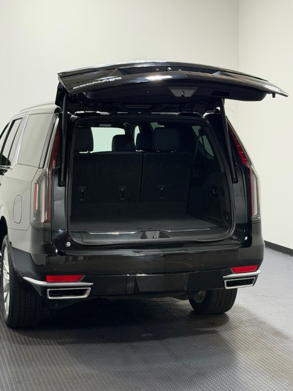 2023 Cadillac Escalade Image 13
