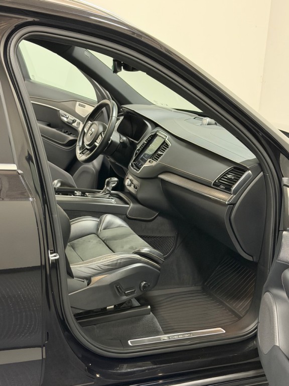 2019 Volvo XC90 Image 12