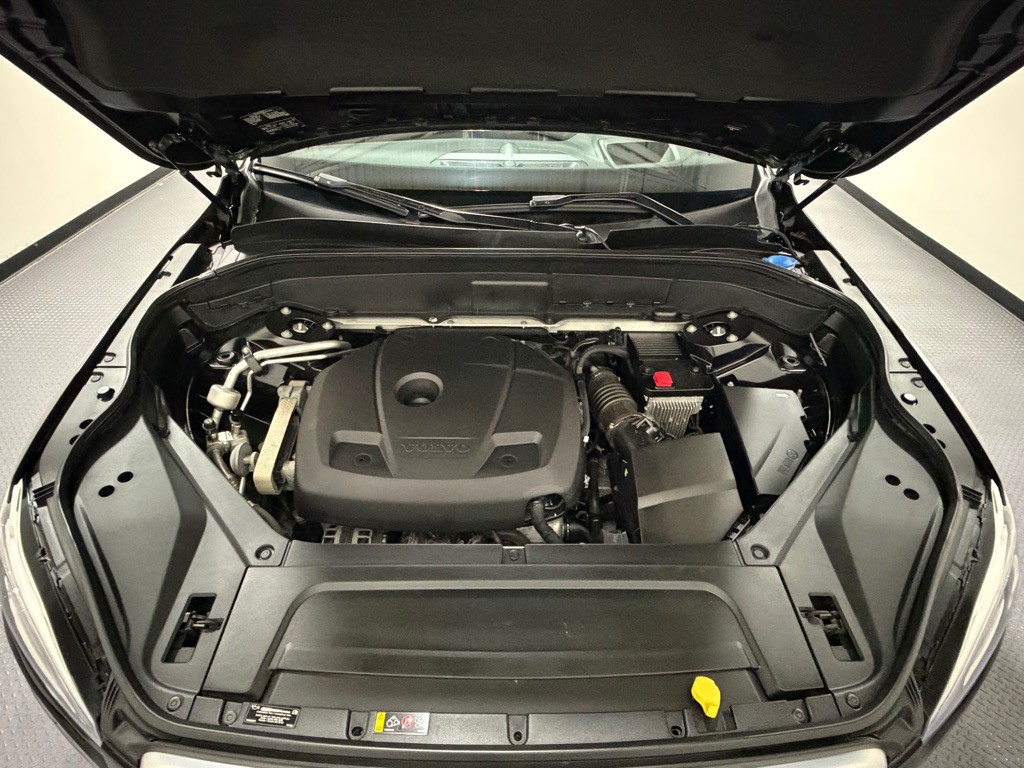 2019 Volvo XC90 Image 18