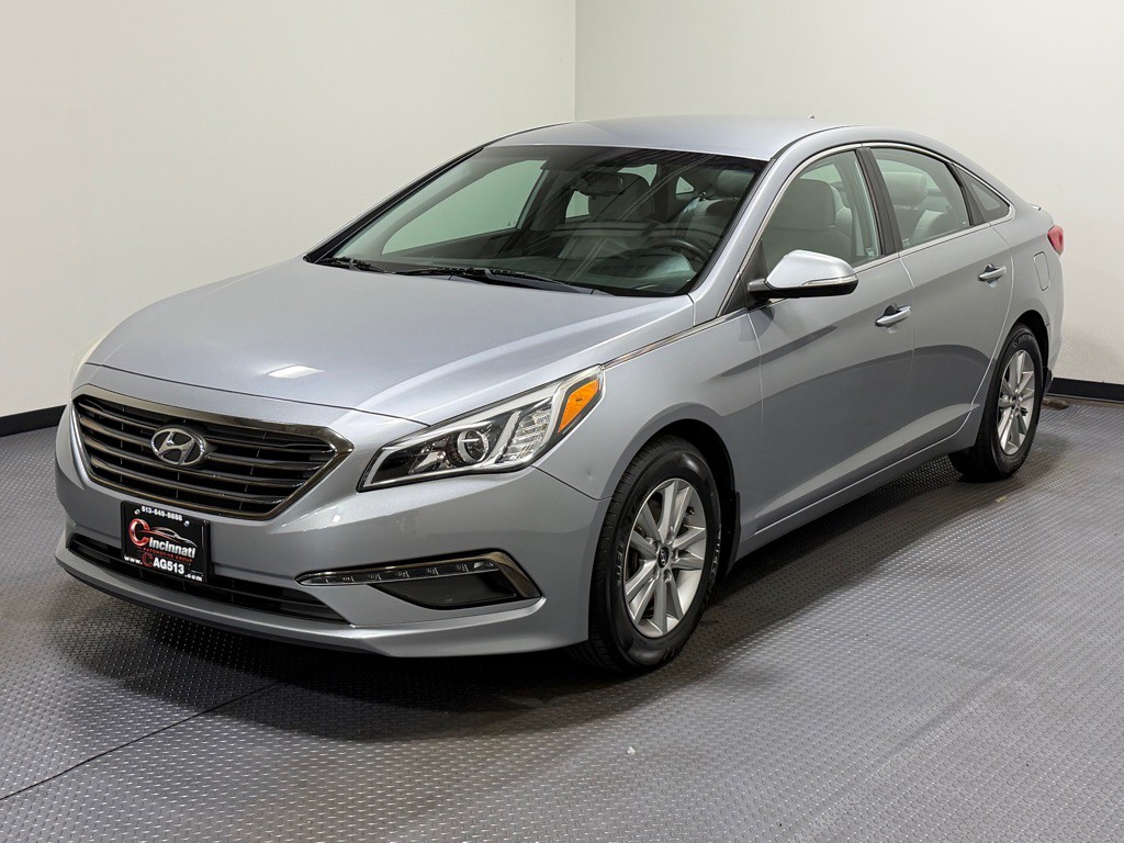 2015 Hyundai Sonata Image 1
