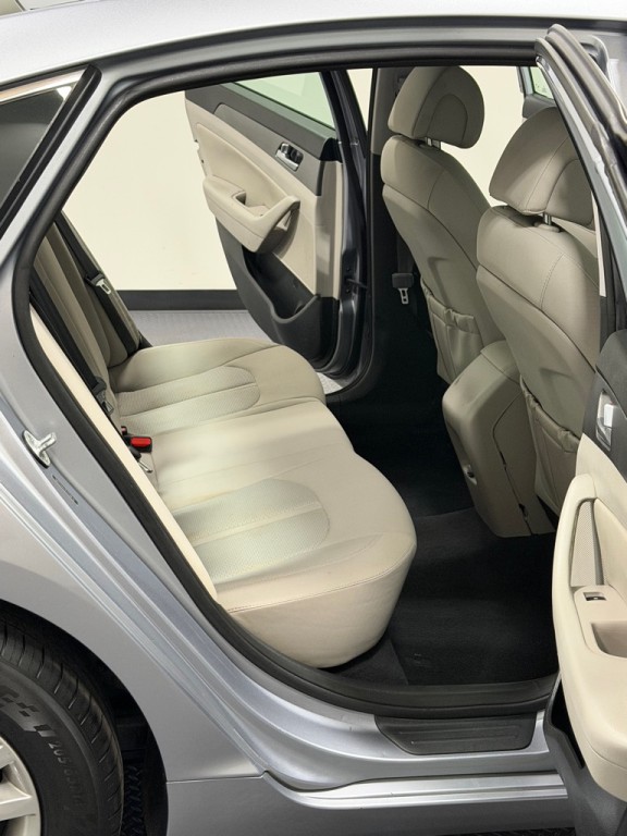 2015 Hyundai Sonata Image 10