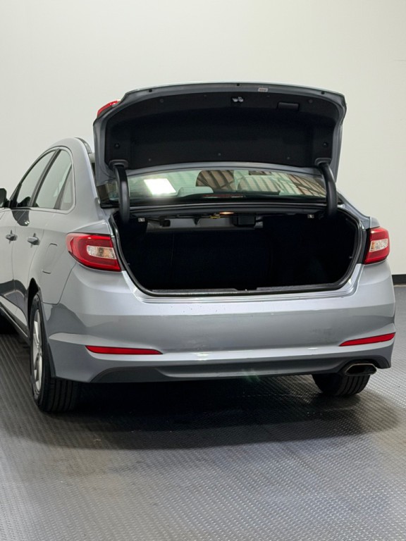 2015 Hyundai Sonata Image 12