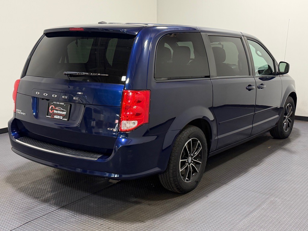 2017 Dodge Grand Caravan Image 5