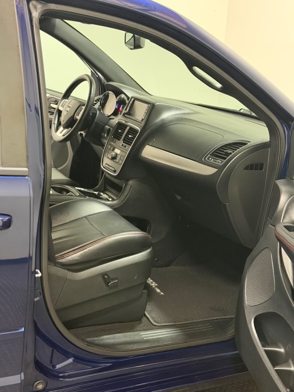 2017 Dodge Grand Caravan Image 13