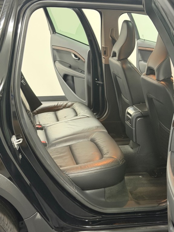 2014 Volvo XC70 Image 10