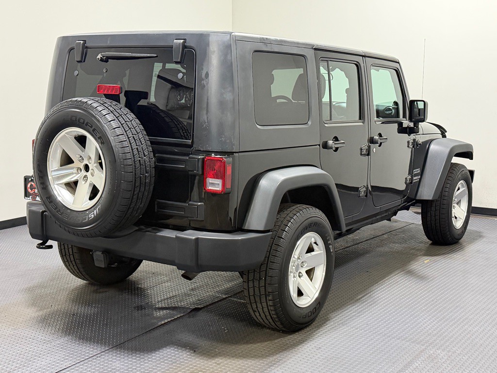 2013 Jeep Wrangler Unlimited Image 5
