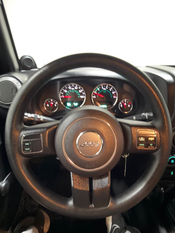 2013 Jeep Wrangler Unlimited Image 15