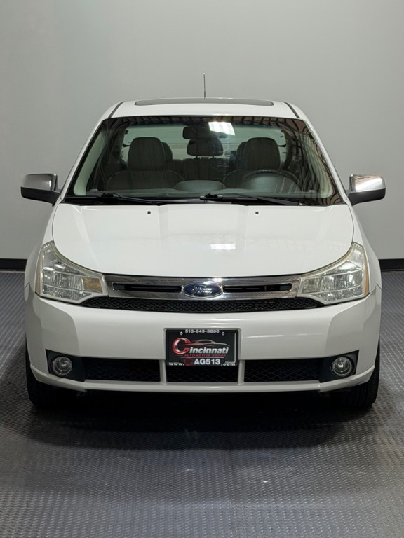 2010 Ford Focus Image 3