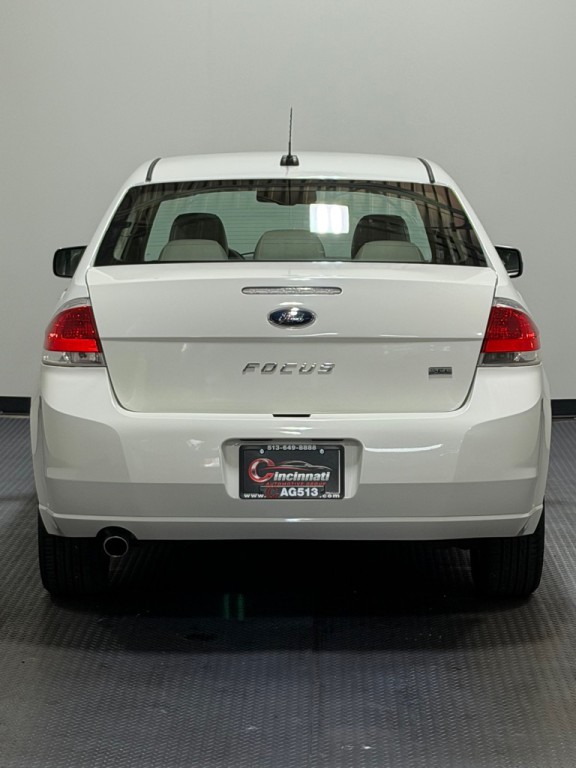 2010 Ford Focus Image 6