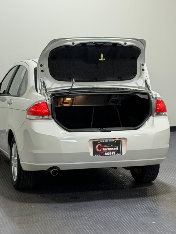 2010 Ford Focus Image 11