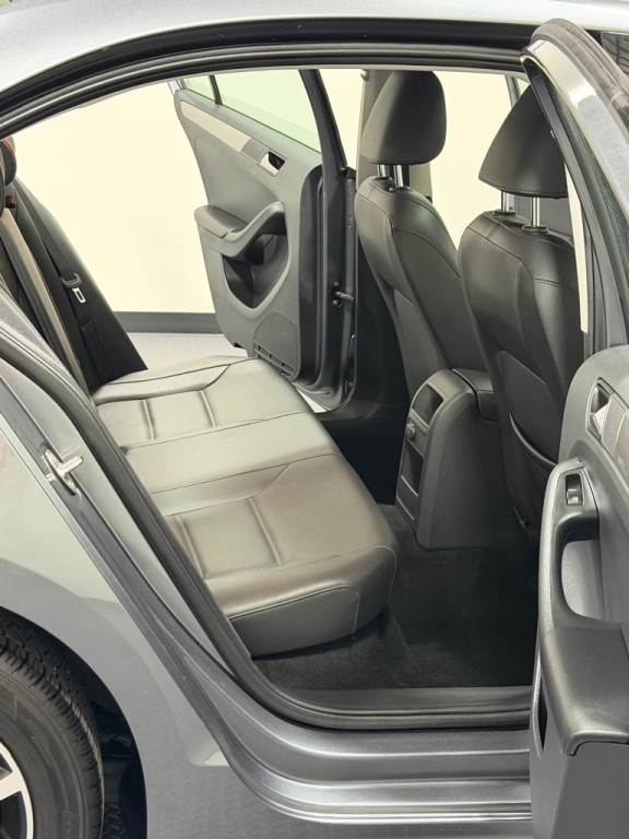 2018 Volkswagen Jetta Image 10