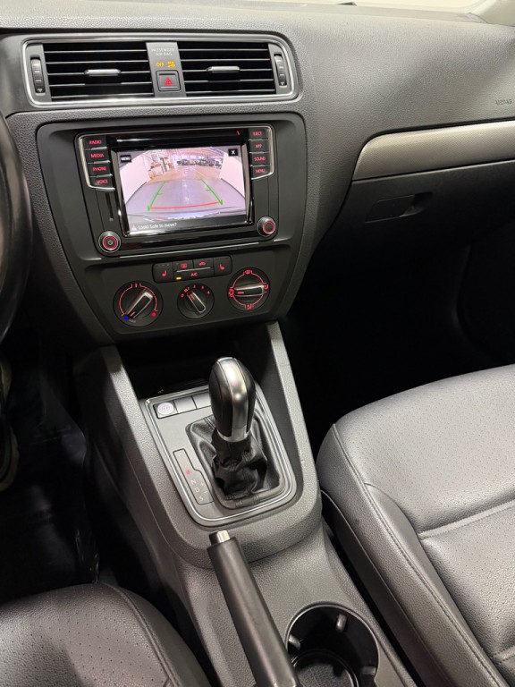 2018 Volkswagen Jetta Image 13