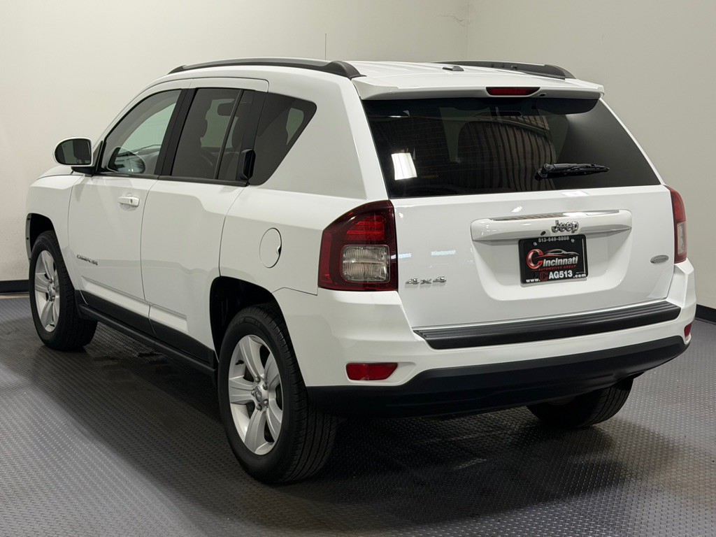 2016 Jeep Compass Image 4